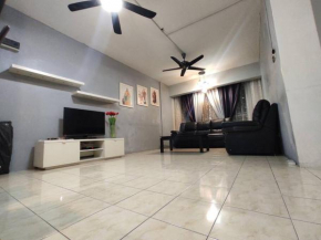 Lovely 2-bedroom apartment with free car park